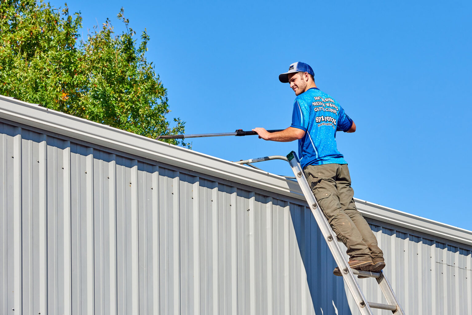 Rain Gutter Cleaning in Salem, OR FREE Estimate